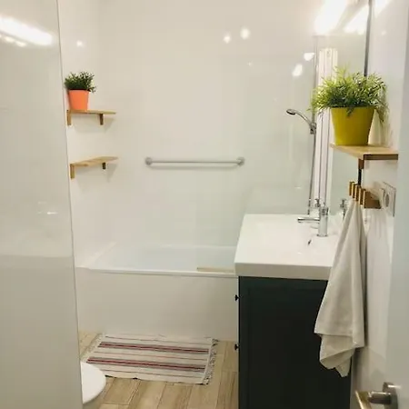 Ferienwohnung Centrico Piso Con 2 Camas De Matrimonio Málaga Exterior foto